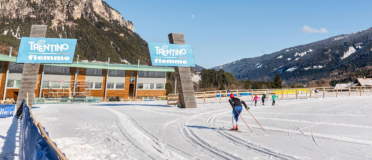 Cross country skiing at the Tesero Lake